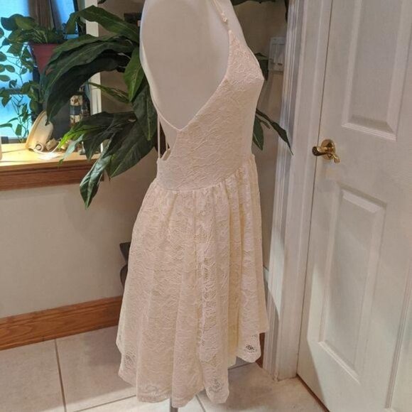 Sam Edelman Lace Romper Size Medium - Picture 7 of 10